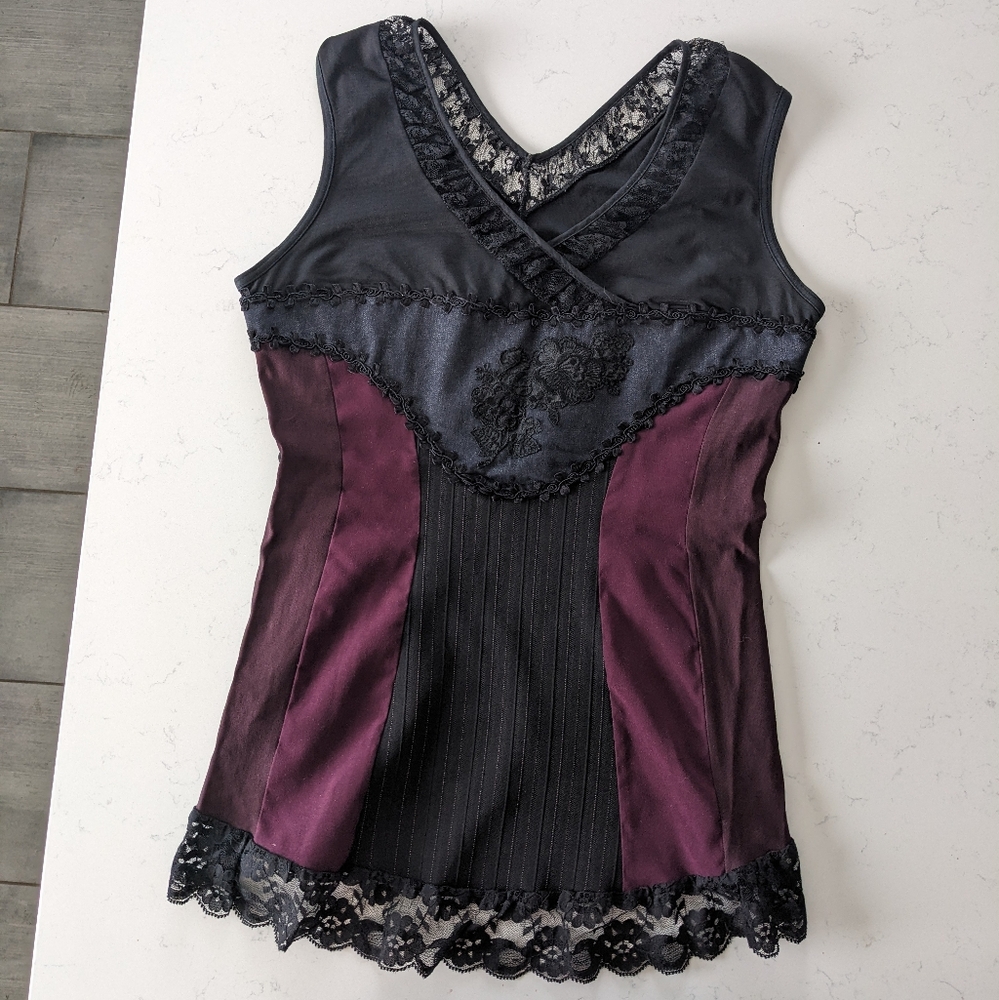 Top Kollontaï medium designer québecois
